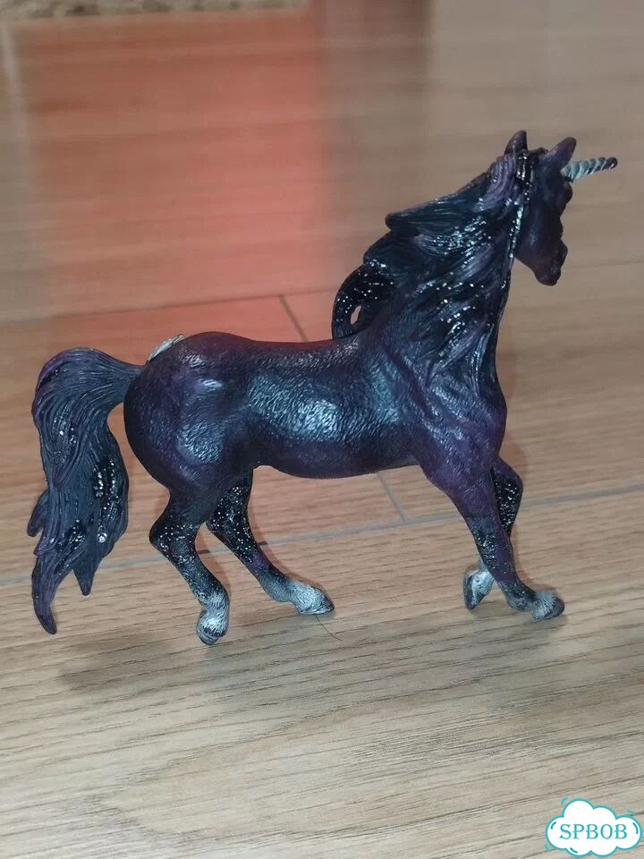 Лошадь единорог Schleich фото 5