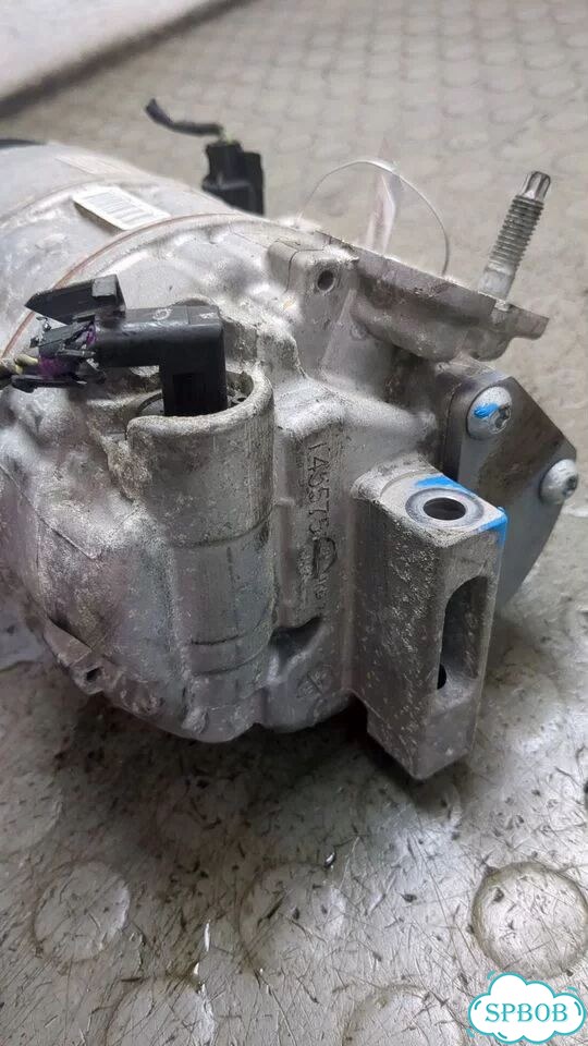 Компрессор кондиционера Ford Escape фото 4