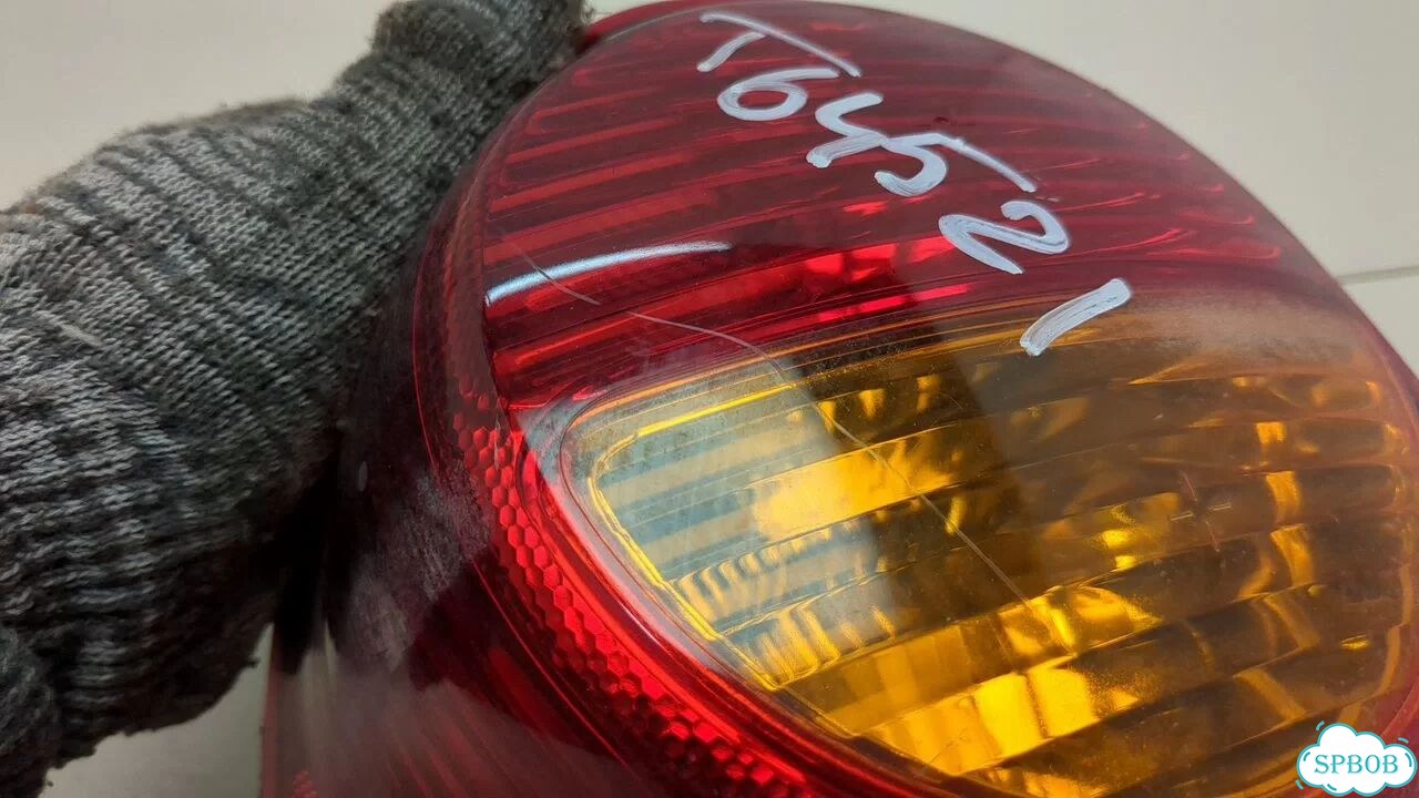 Фонарь (задний) левый Jeep Liberty фото 4