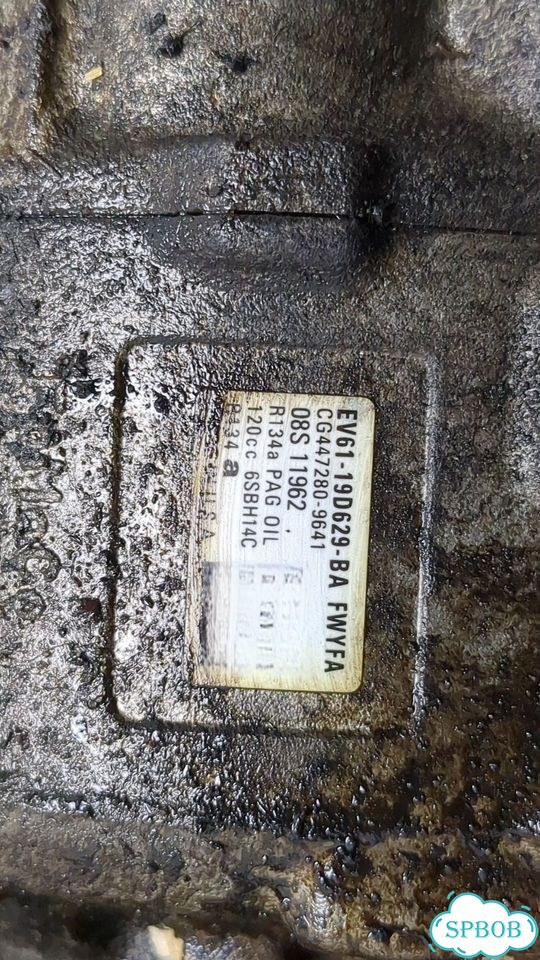 Компрессор кондиционера Ford Focus 3 фото 4