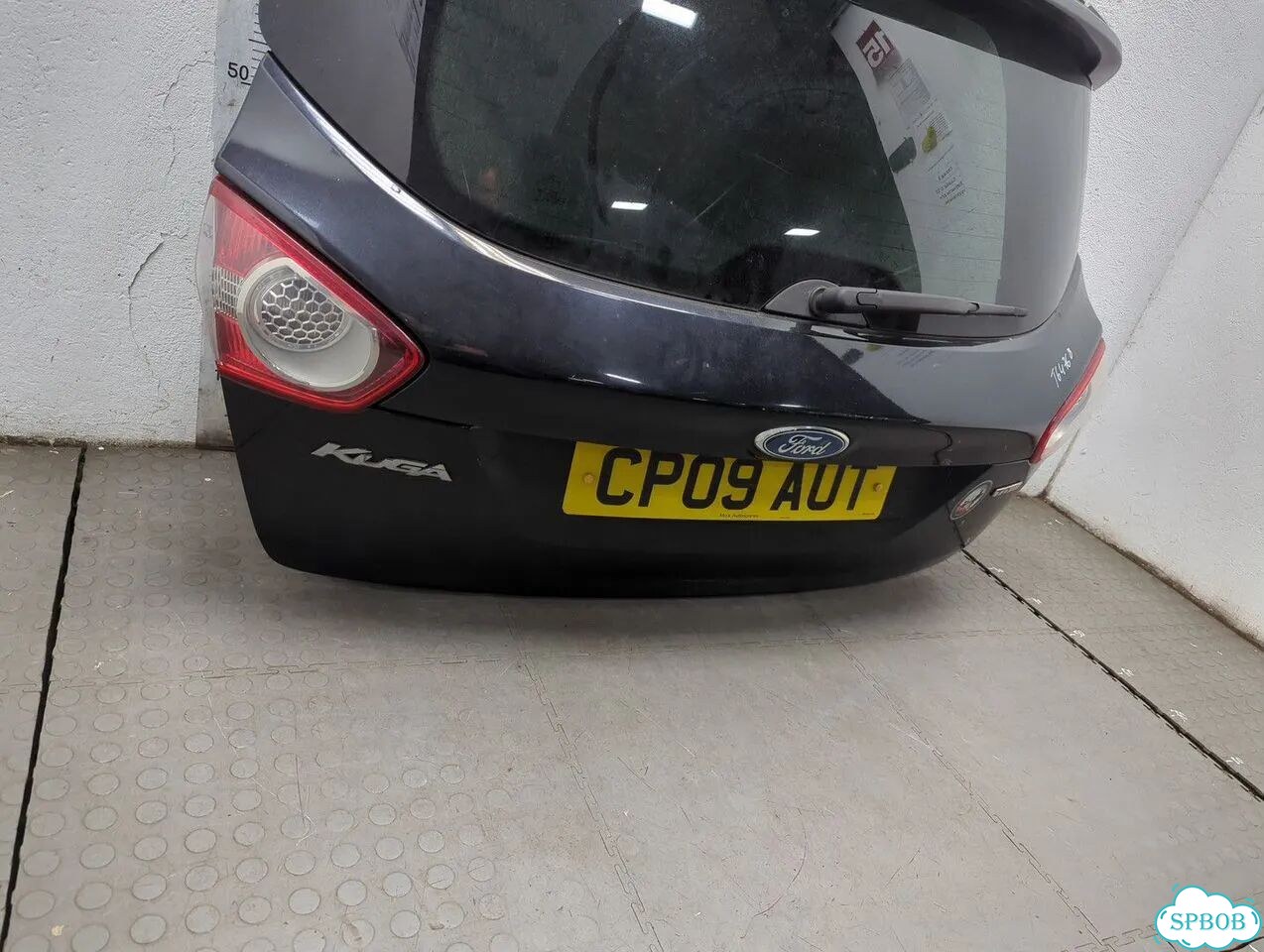 Крышка багажника Ford Kuga фото 8