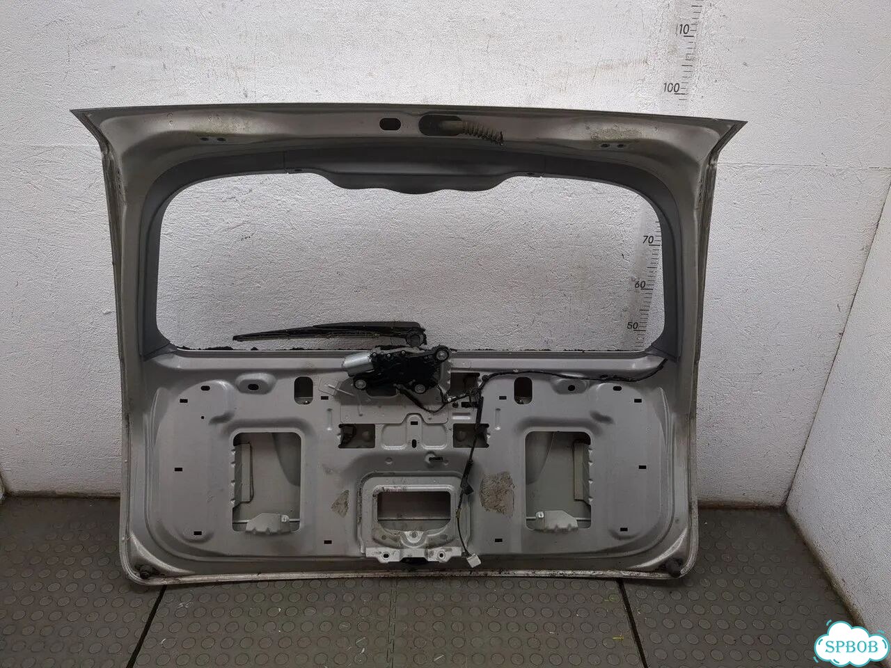 Крышка багажника Ford Focus 2 фото 6