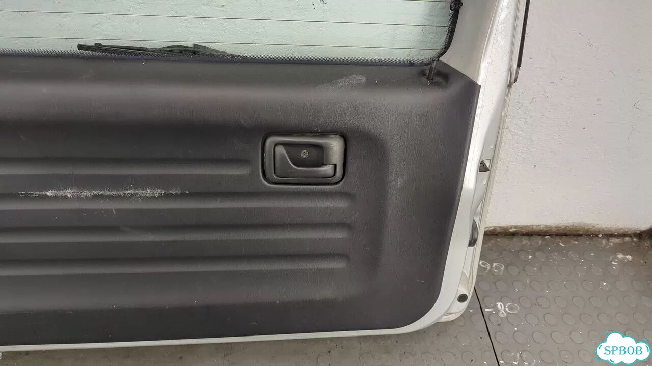 Крышка багажника Suzuki Grand Vitara фото 10