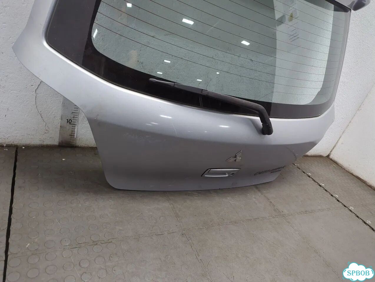 Крышка багажника Mitsubishi Outlander фото 7
