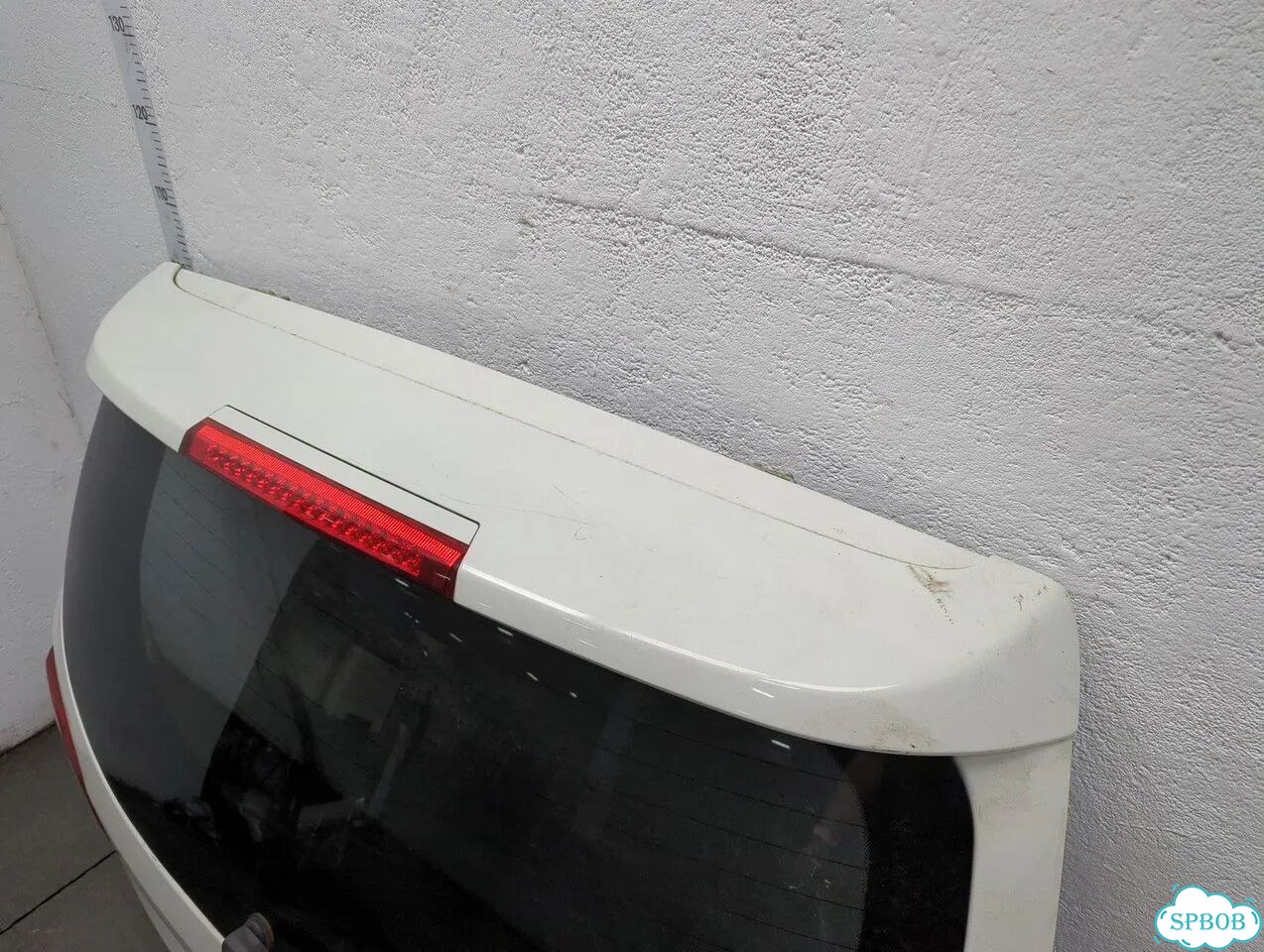 Крышка багажника Hyundai Santa Fe фото 3