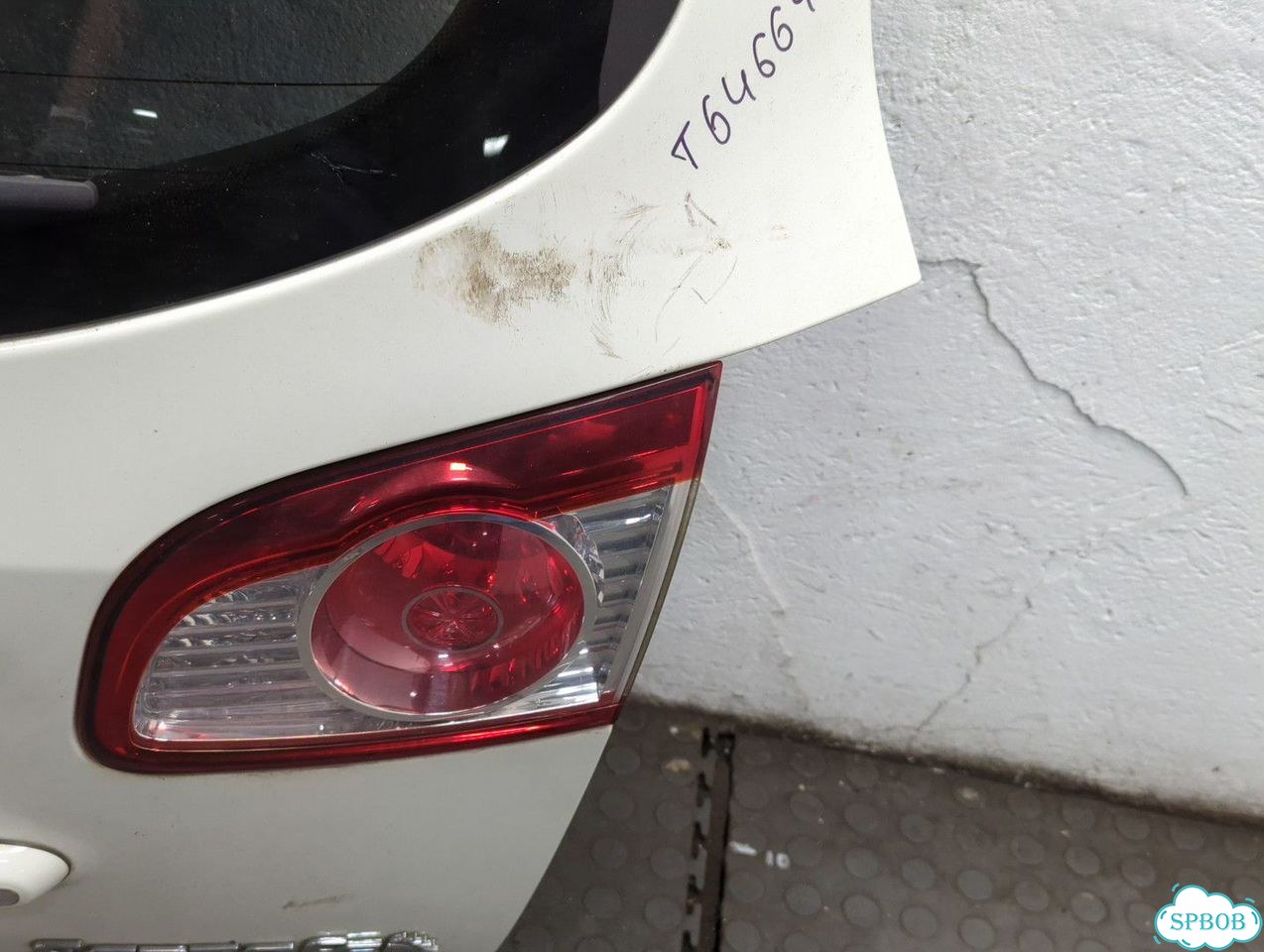 Крышка багажника Hyundai Santa Fe фото 4