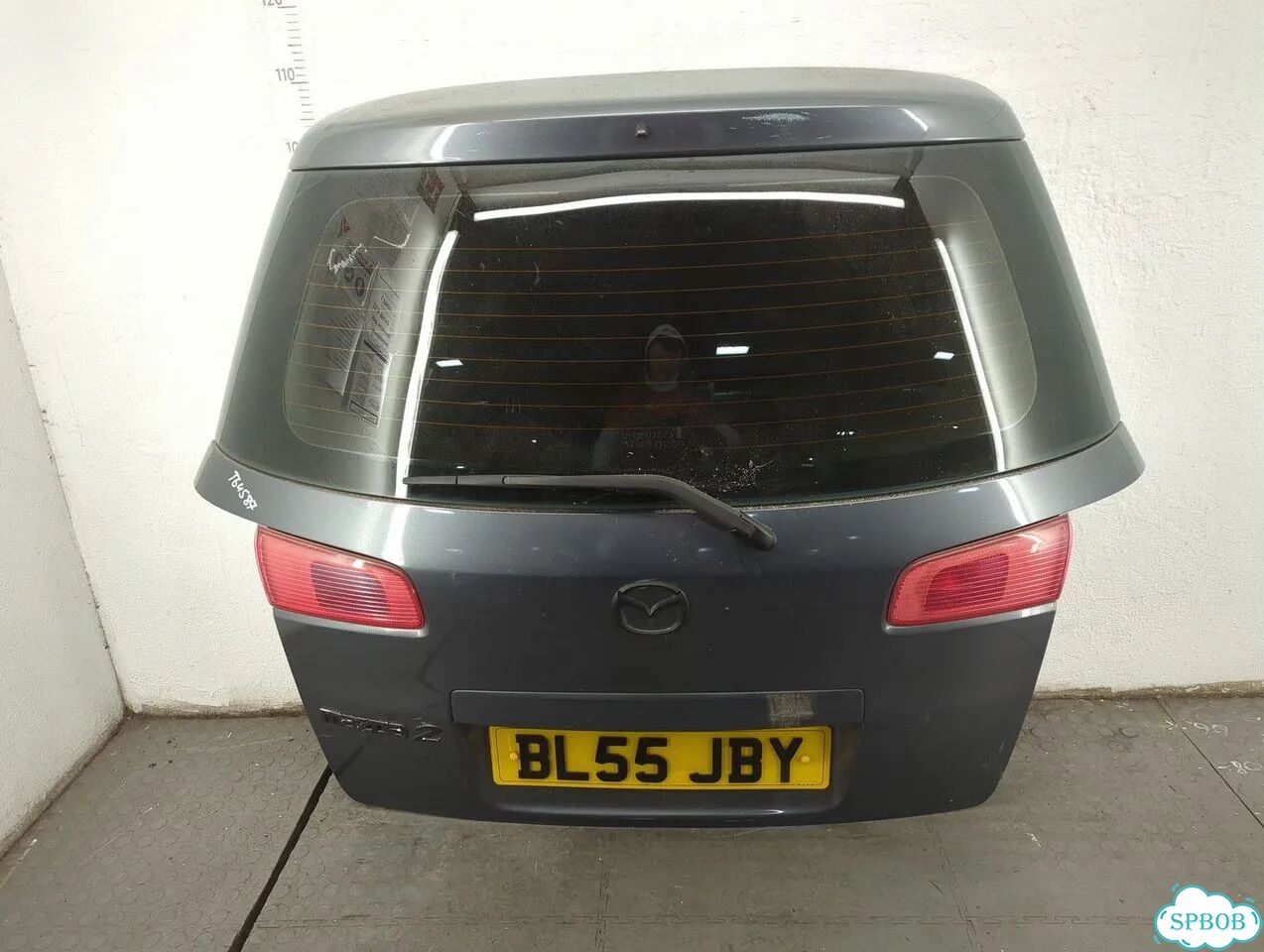 Крышка багажника Mazda 2 фото 1
