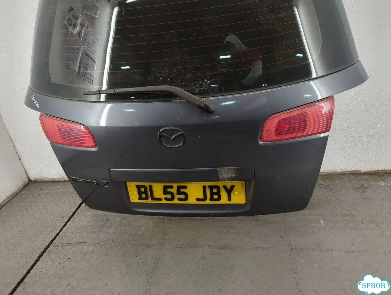 Крышка багажника Mazda 2 фото 6