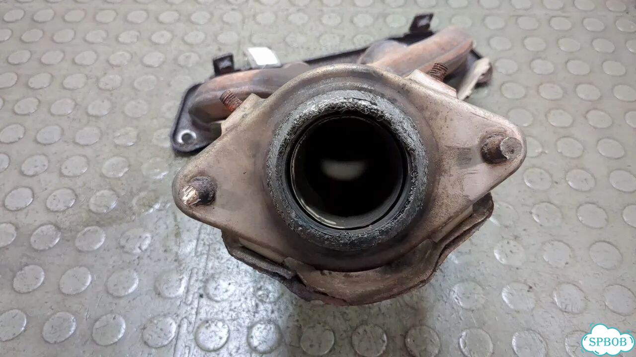Коллектор выпускной Toyota Matrix фото 3