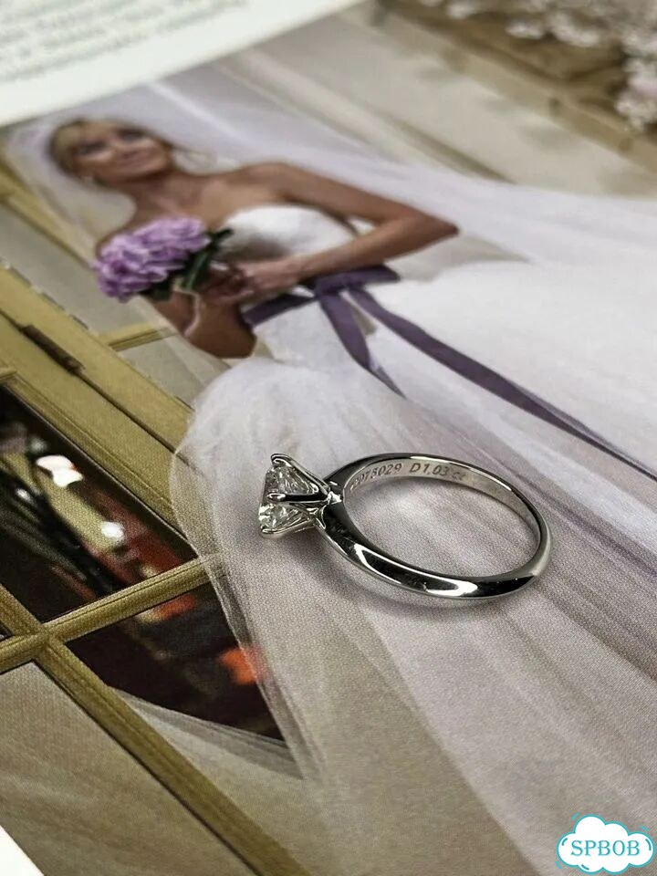 Помолвочное Кольцо Tiffany с бриллиантом фото 1