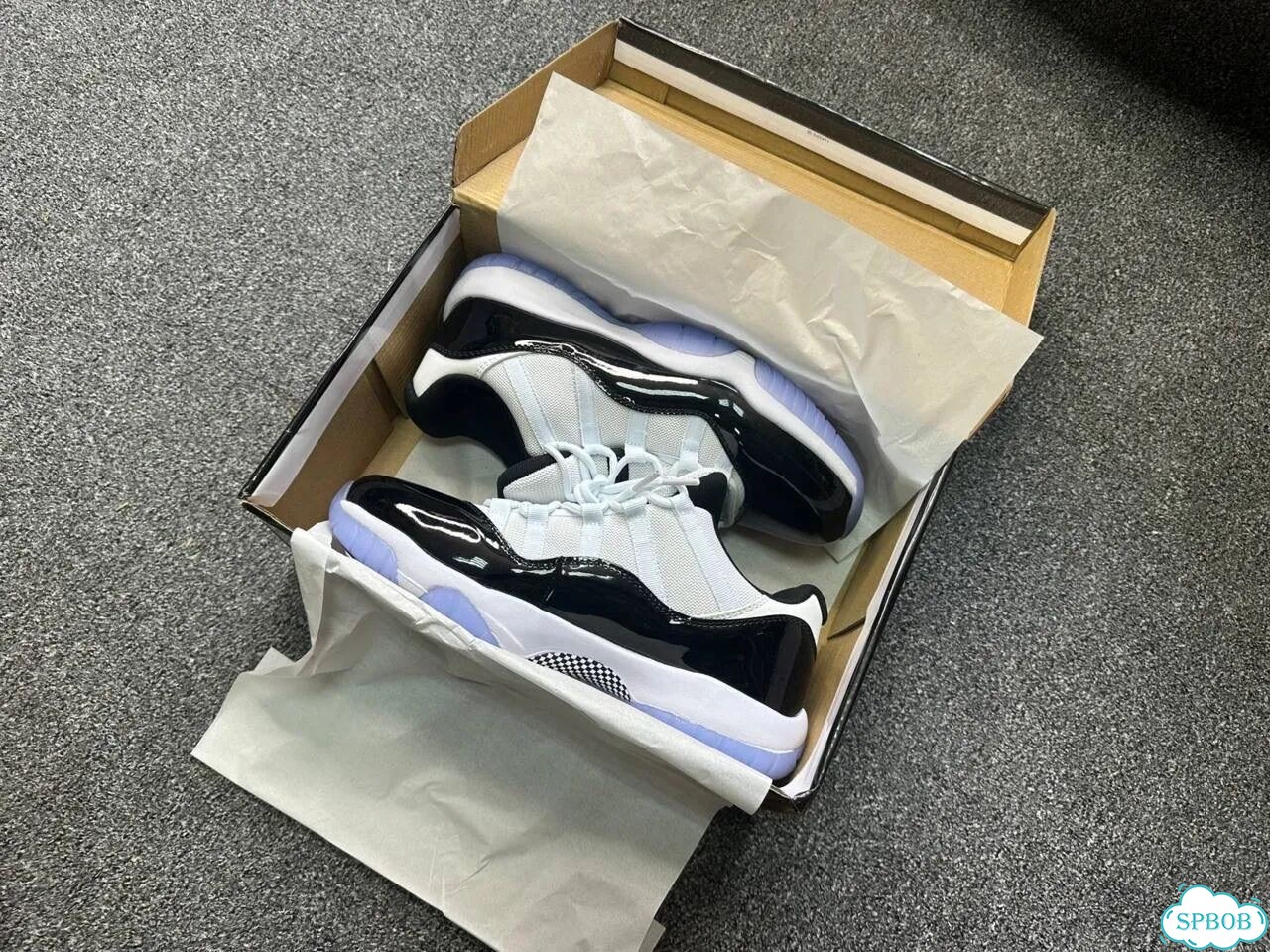 Nike air Jordan 11 top фото 10