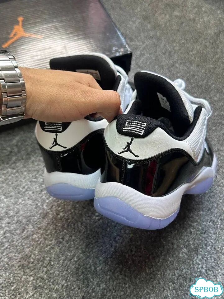 Nike air Jordan 11 top фото 4