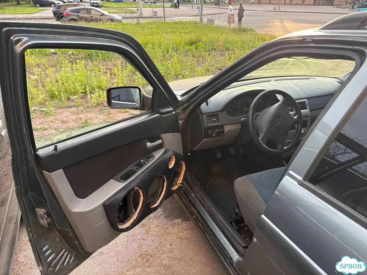 ВАЗ (LADA) Priora 1.6 MT, 2010, 210 000 км фото 3