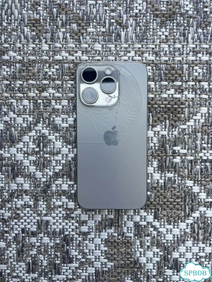 iPhone 15 Pro Max, 256 ГБ, SIM + eSIM фото 2