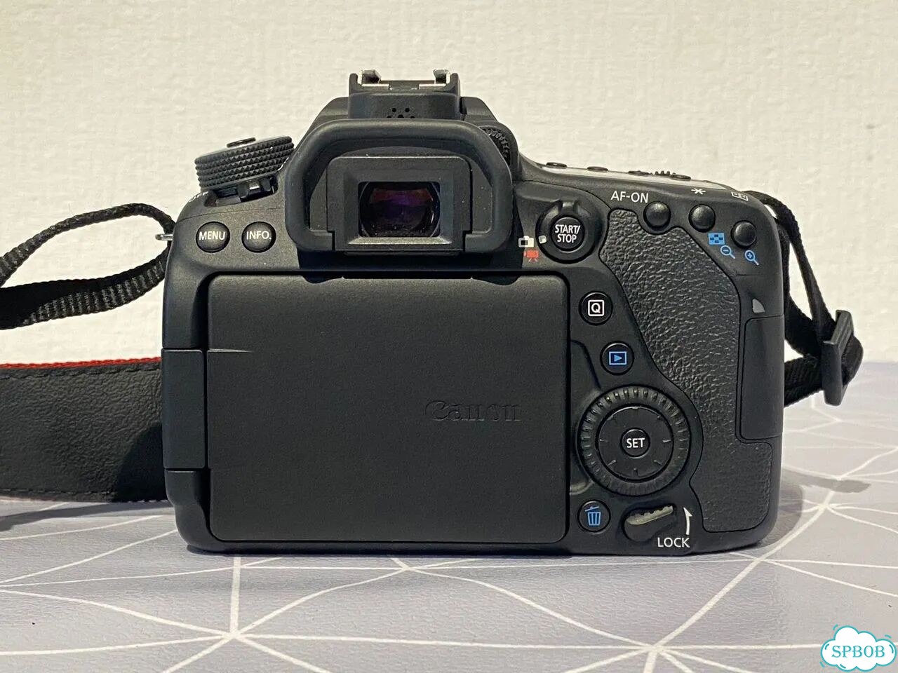 Canon 80D (1150 кадров) Как новый фото 3