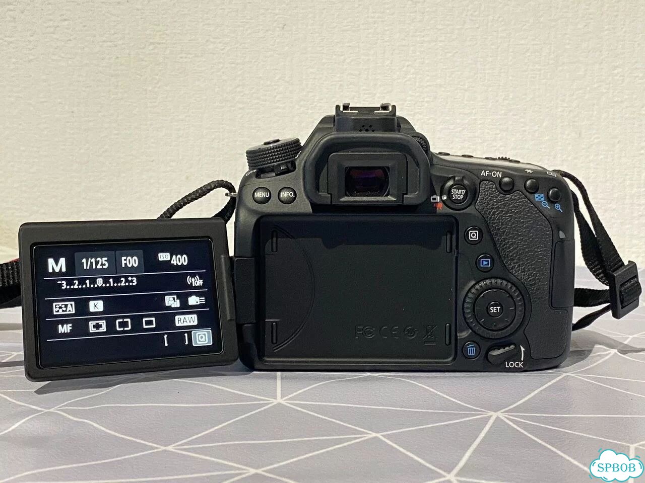 Canon 80D (1150 кадров) Как новый фото 4