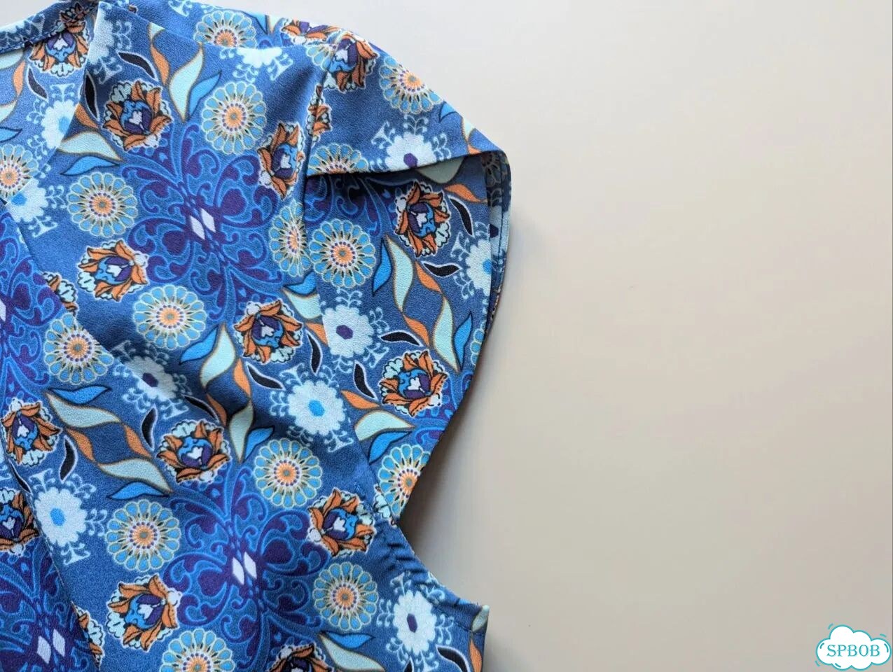 Женская блузка 44 46 летняя в офис с принтом фото 8