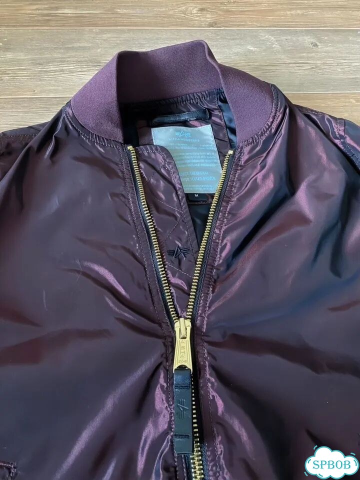 Бомбер alpha industries женский фото 2