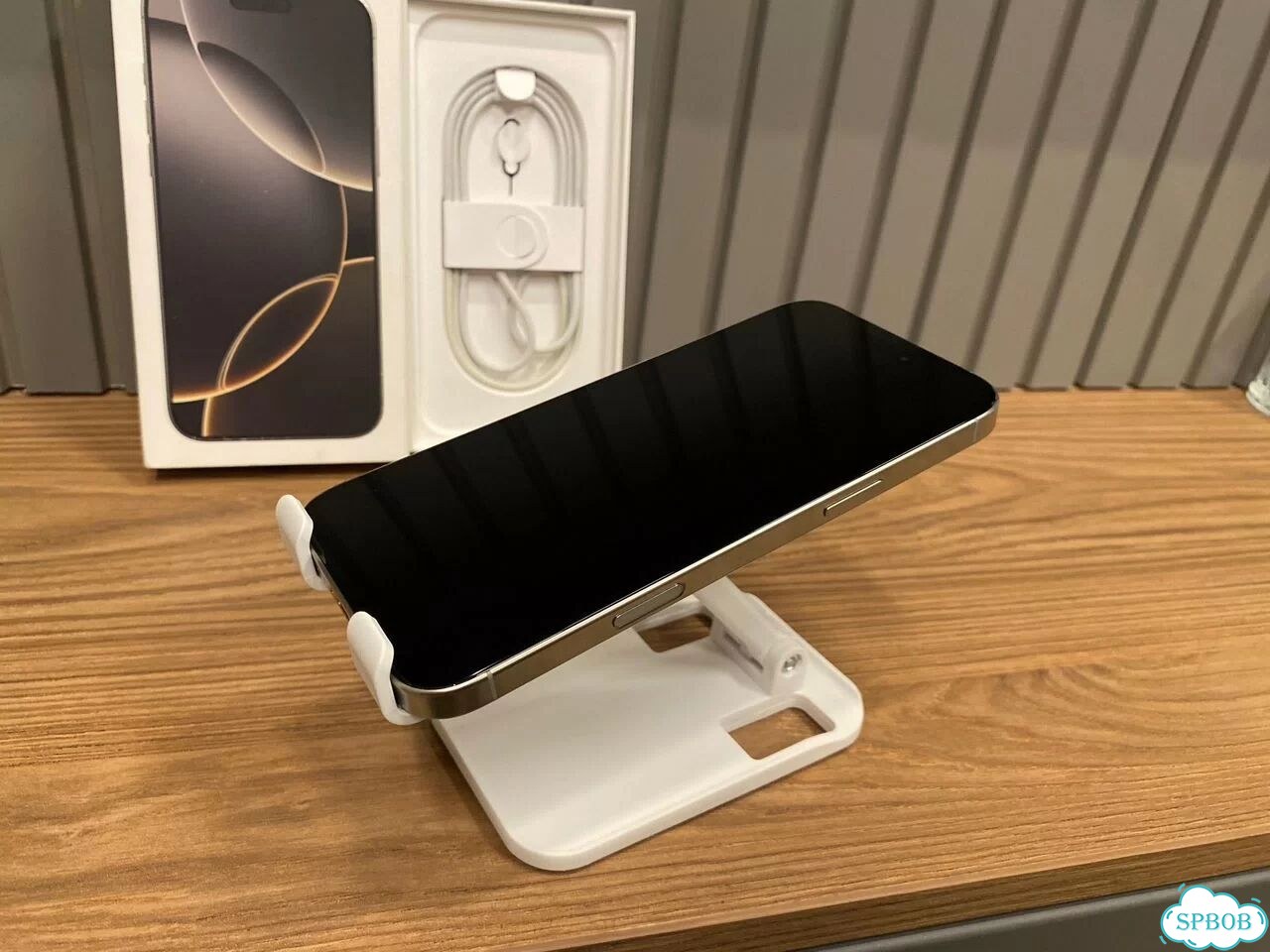 iPhone 16 Pro Max, 256 ГБ, SIM + eSIM фото 3