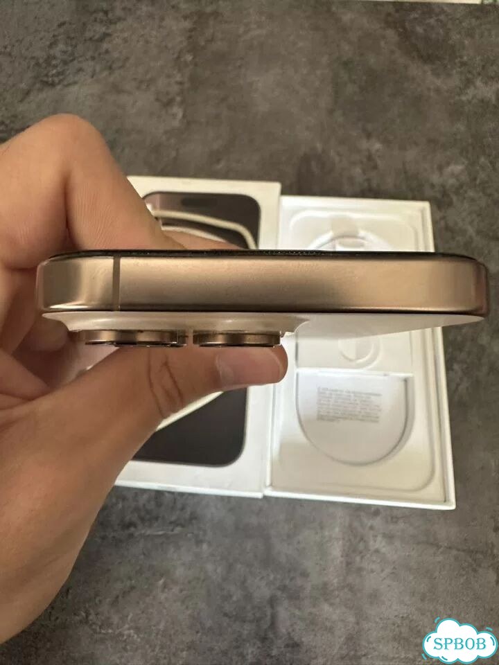 iPhone 16 pro 128 гб фото 5