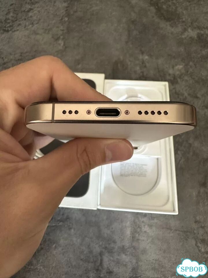 iPhone 16 pro 128 гб фото 6