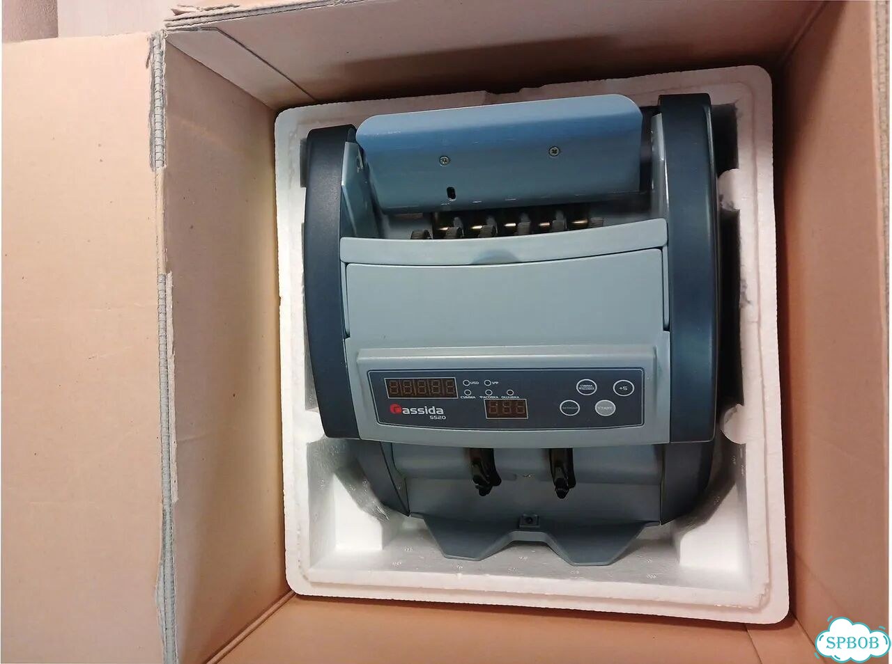 Счетчик банкнот денег Cassida 5520 UV/MG фото 6