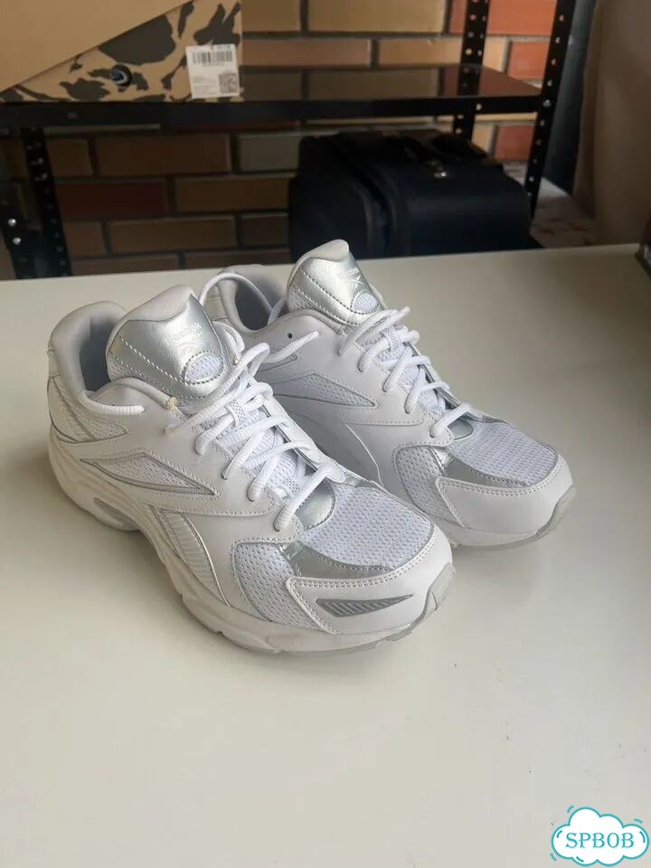 Кроссовки reebok road prime фото 1