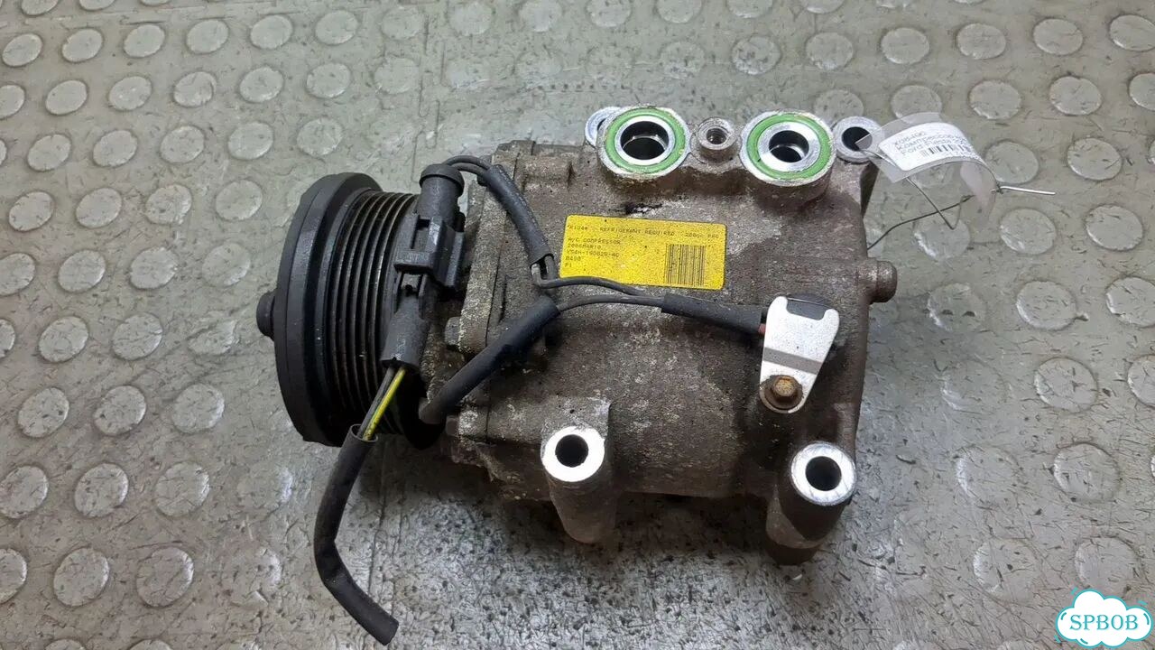 Компрессор кондиционера Ford Fiesta фото 1