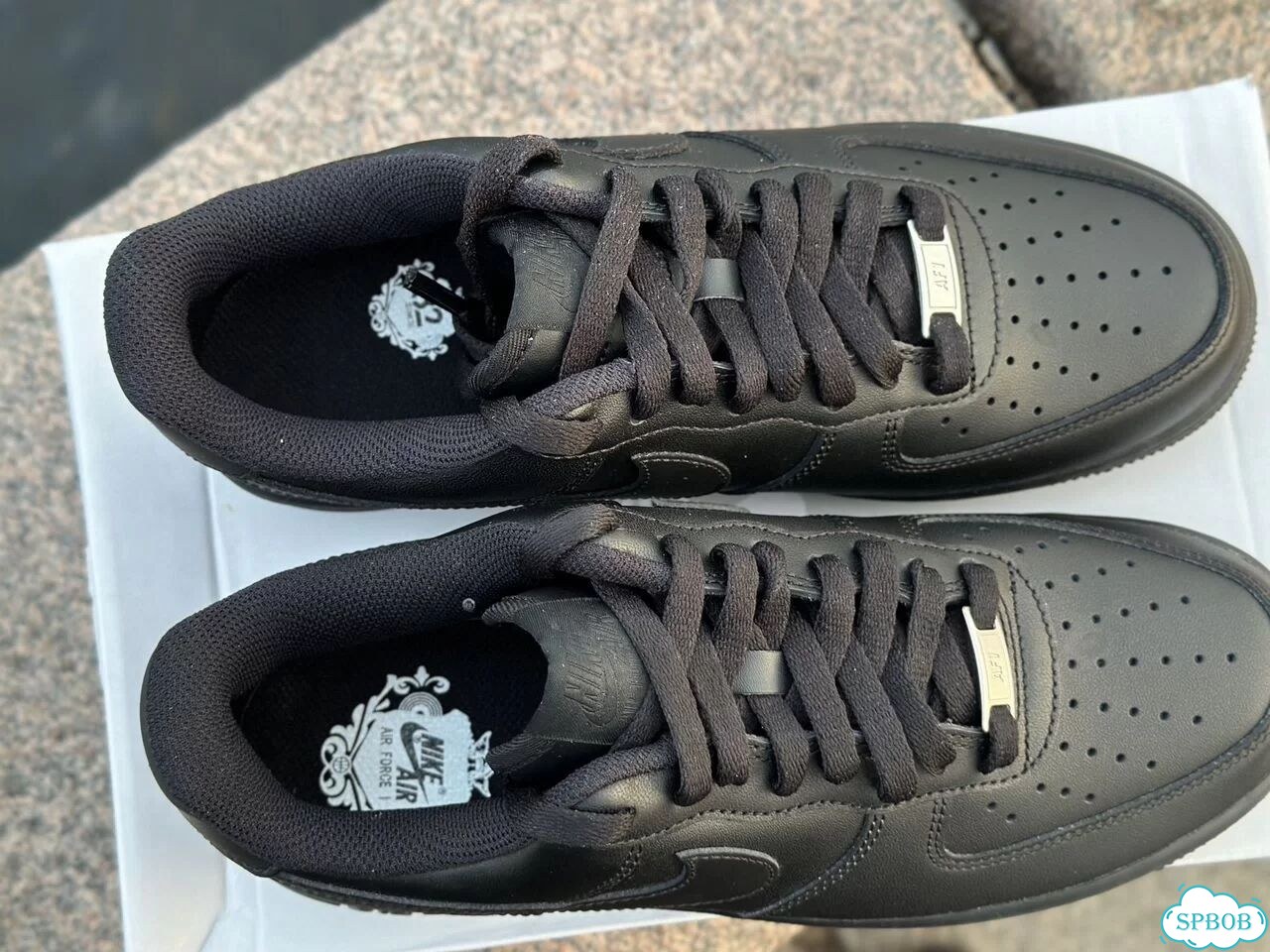 Nike Air Force 1 Black Оригинал фото 10