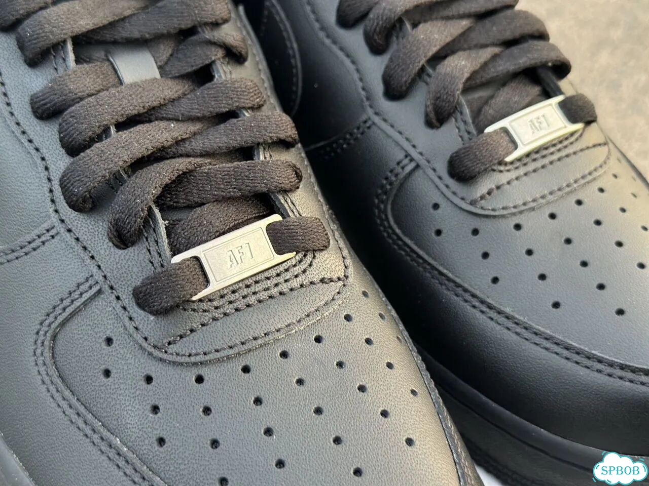 Nike Air Force 1 Black Оригинал фото 11