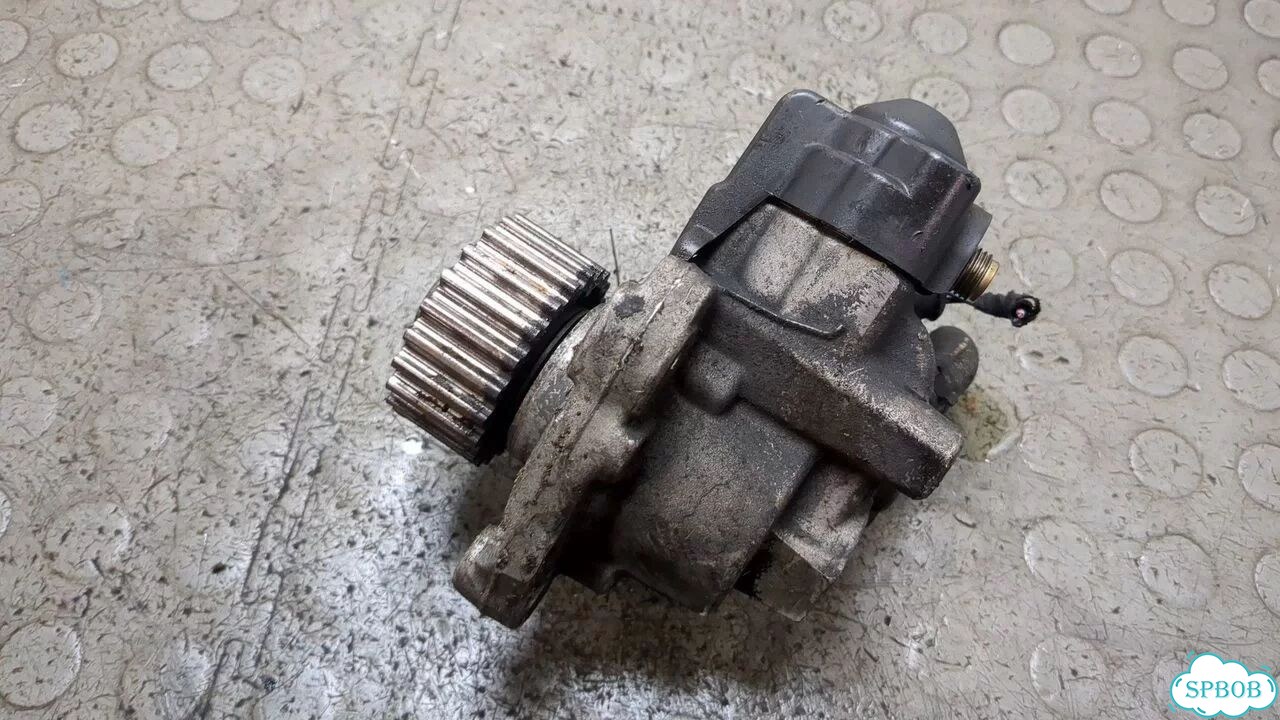 Тнвд Skoda Octavia (A7) фото 4