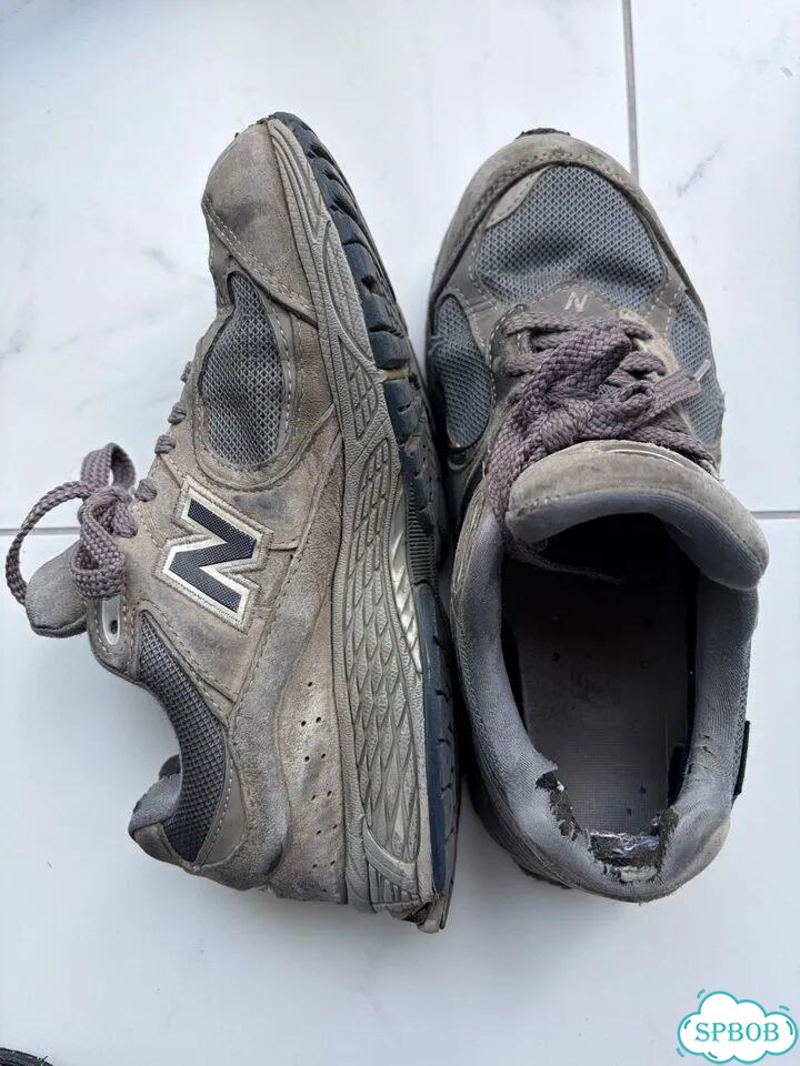 New balance 2002r grey 36 фото 1