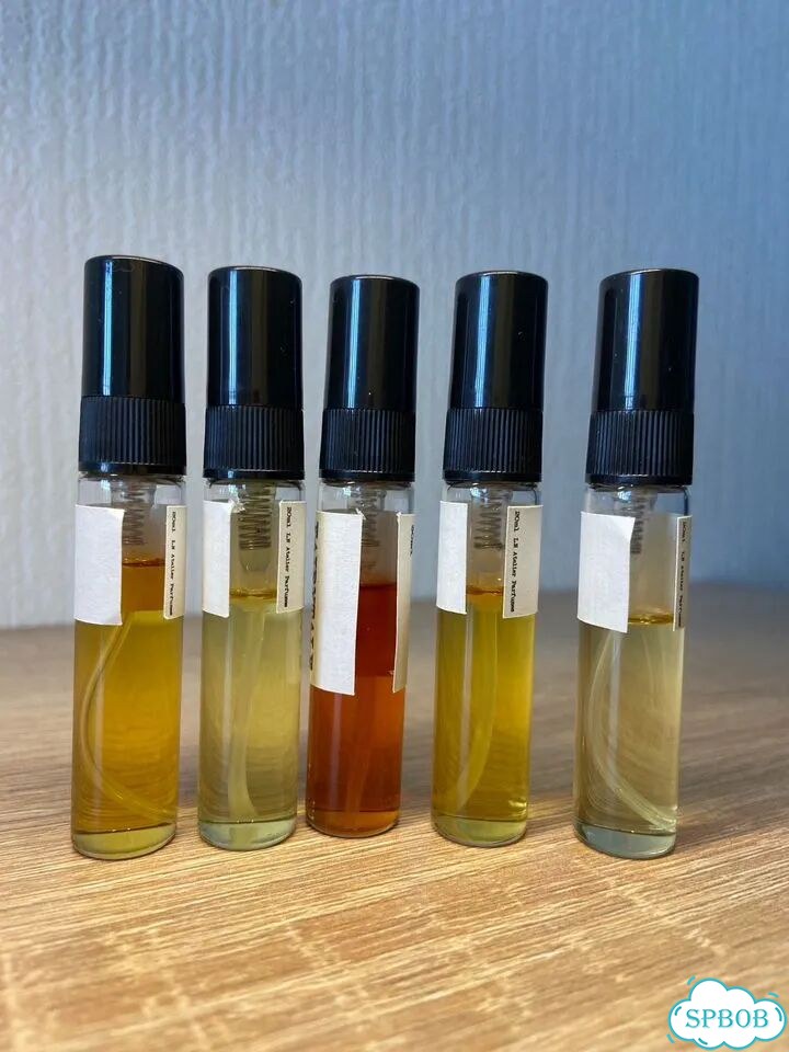 L.N Atelier Parfumes набор пробников фото 2