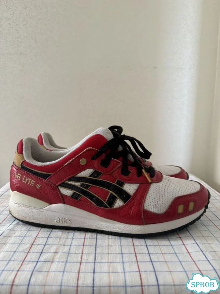 Кроссовки Asics 43 оригинал фото 2
