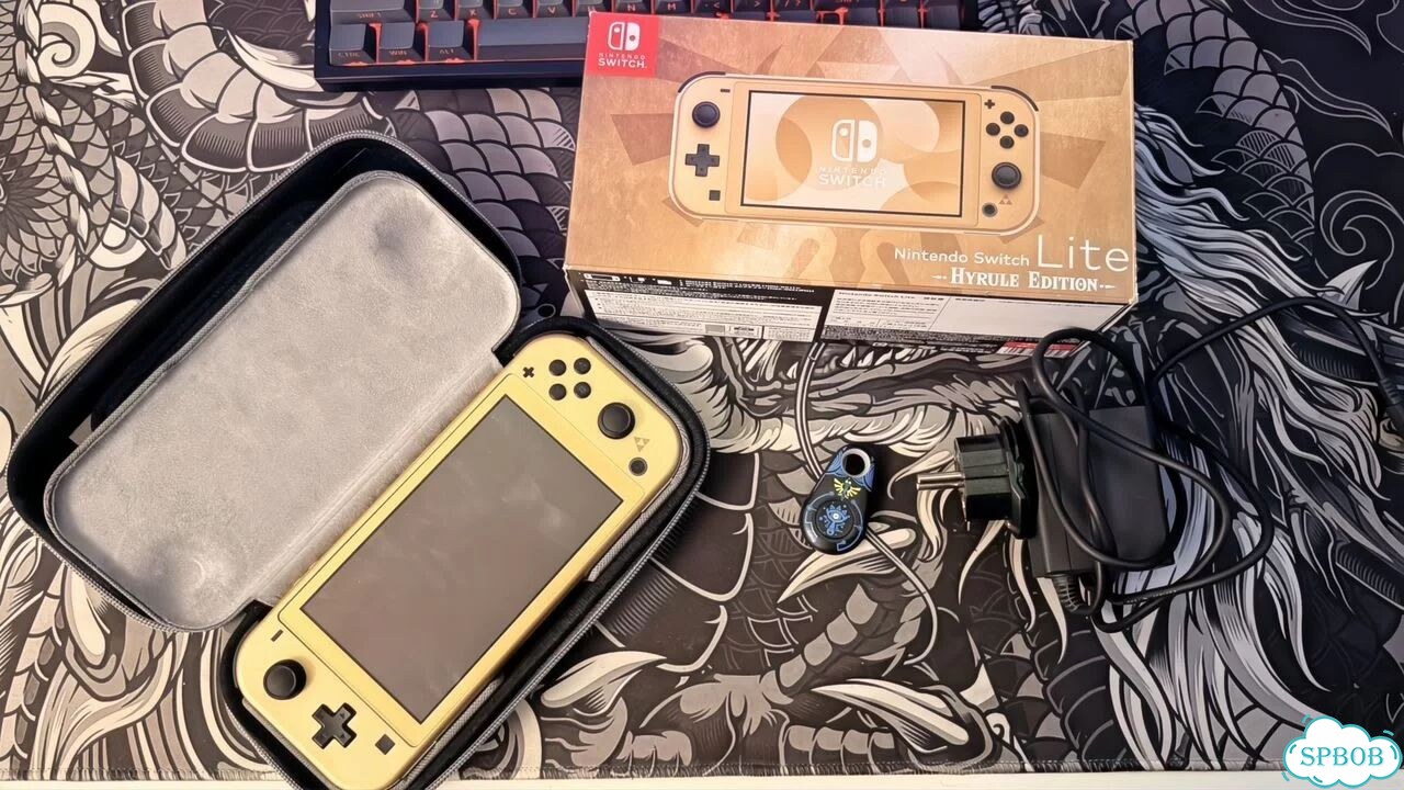 Nintendo switch lite фото 1
