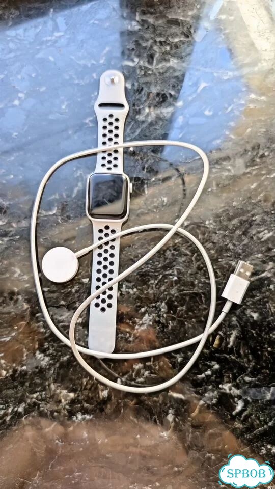 Apple Watch Nike Edition SE фото 4