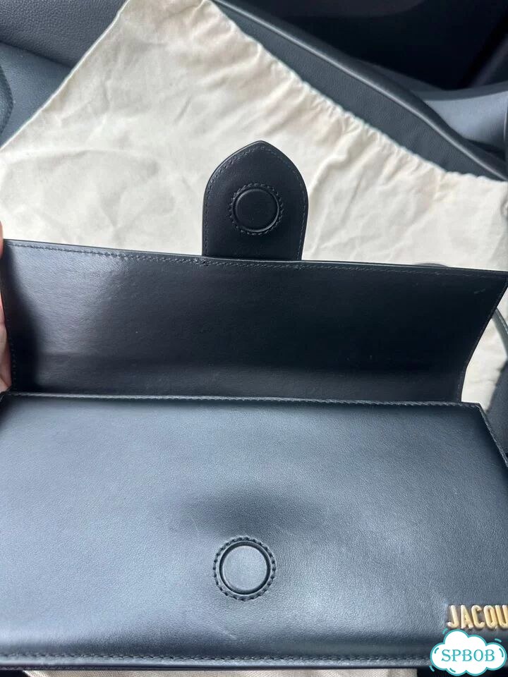Сумка jacquemus bambino long Оригинал фото 1