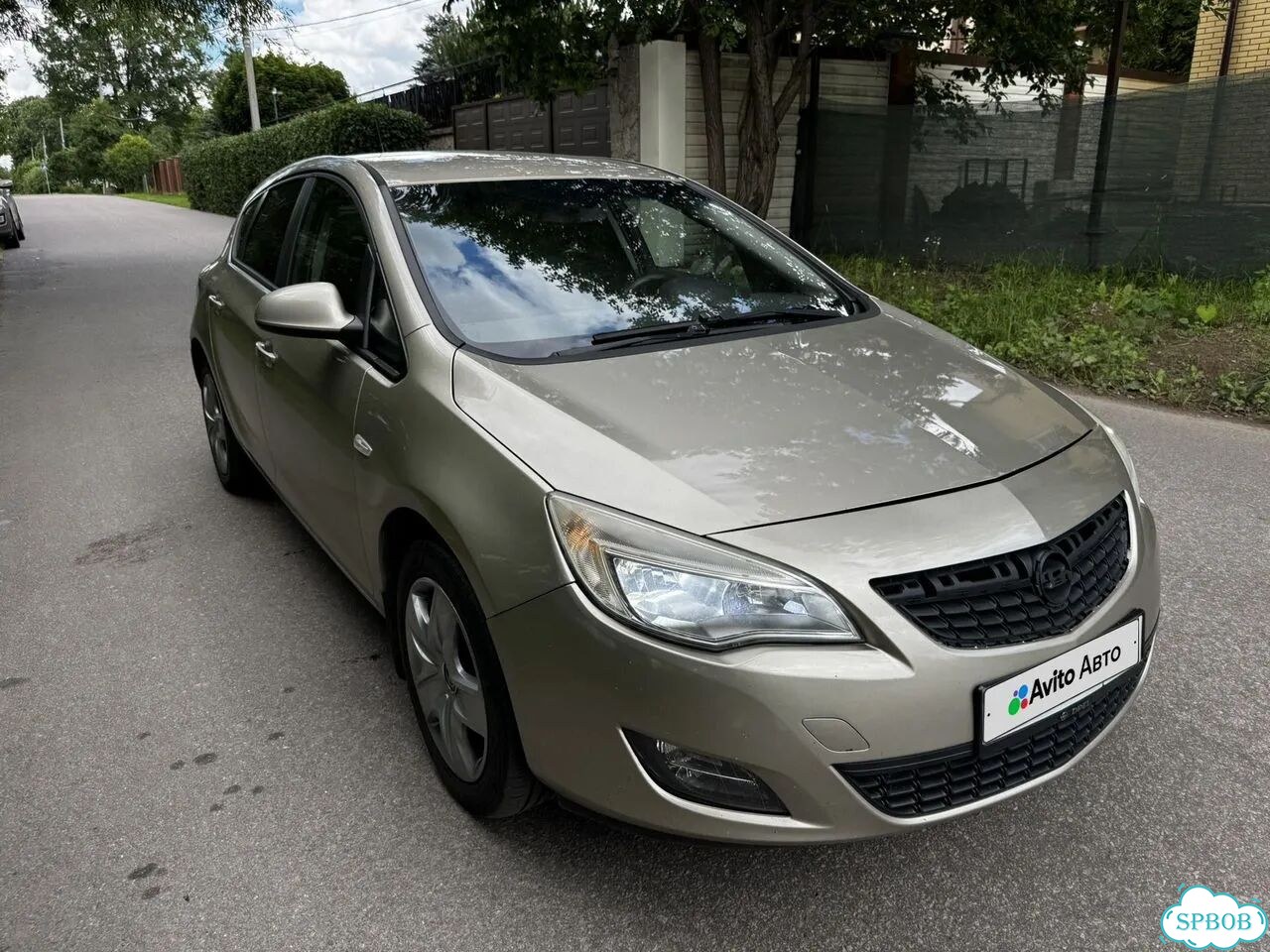 Opel Astra 1.6 AT, 2011, 221 830 км фото 2