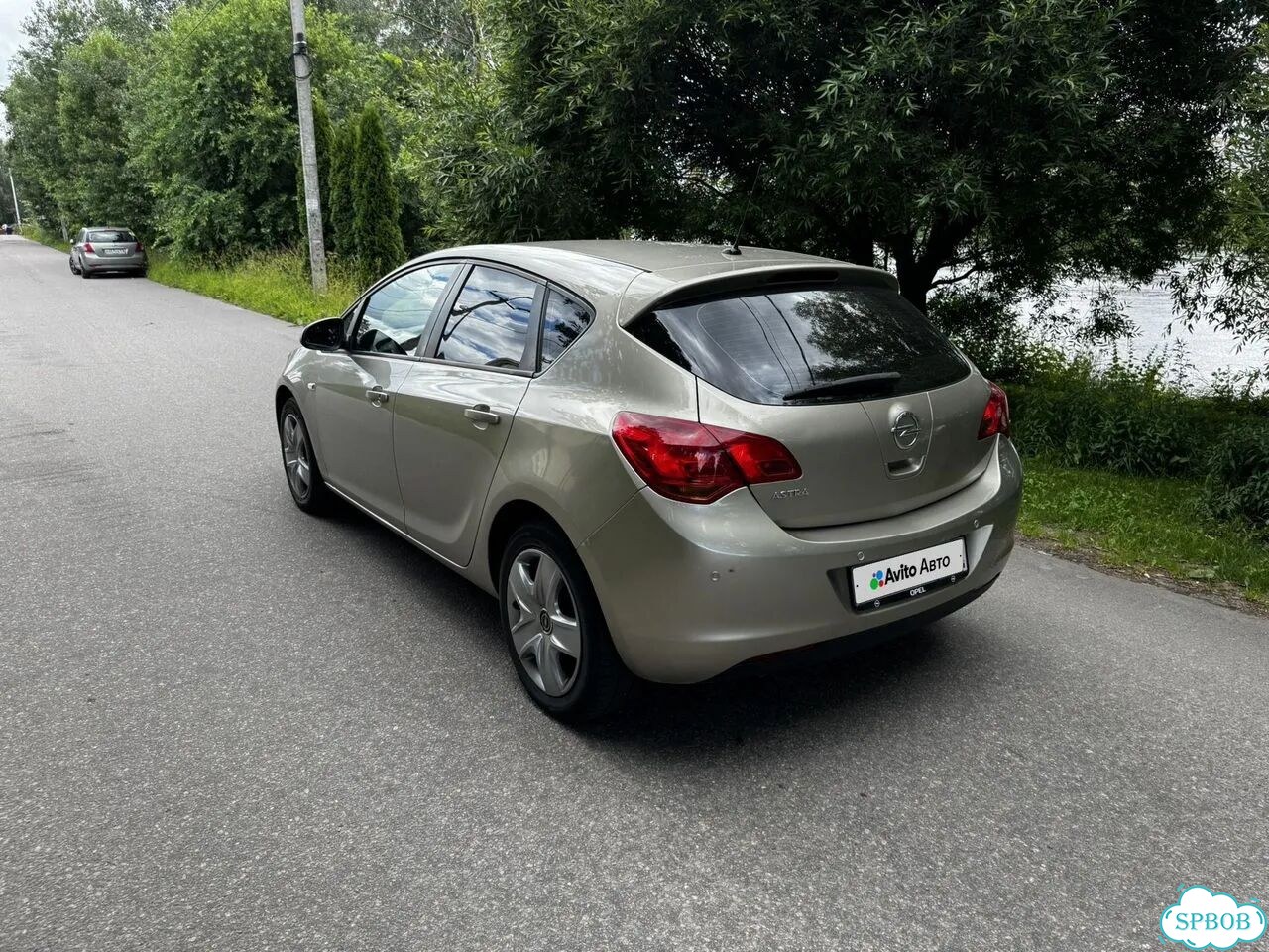 Opel Astra 1.6 AT, 2011, 221 830 км фото 4