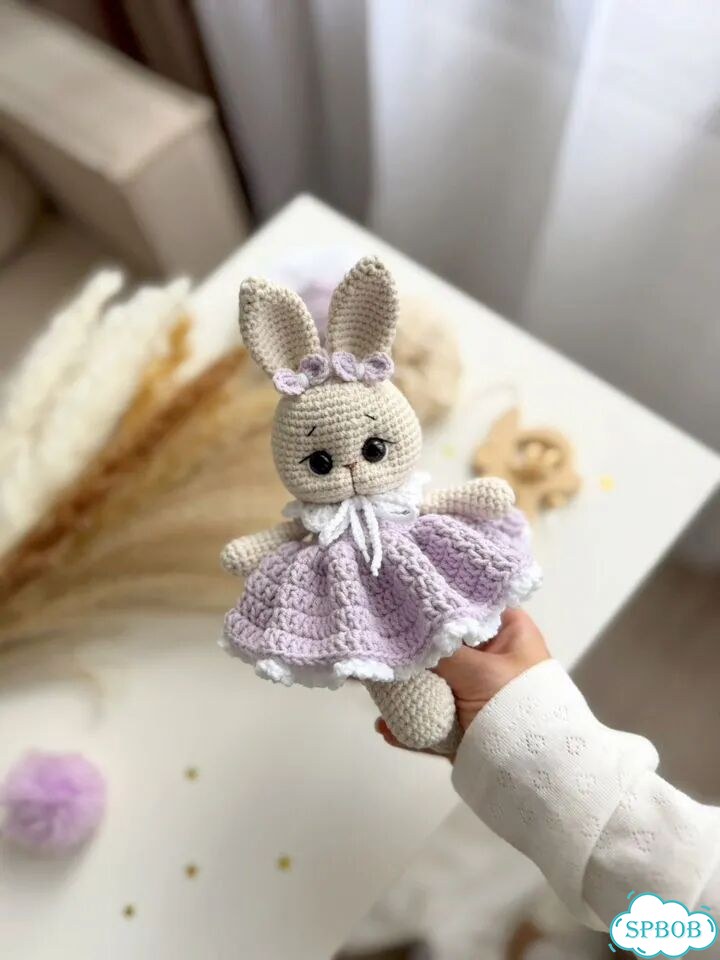 Вязаная игрушка зайка ручной работы фото 1