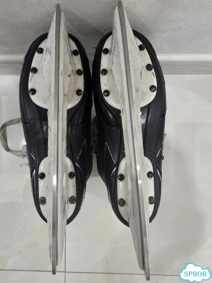 Хоккейные коньки bauer фото 6