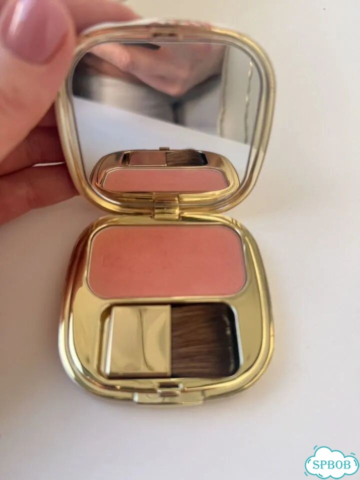 Румяна burberry, dolce gabbana, clarins фото 2