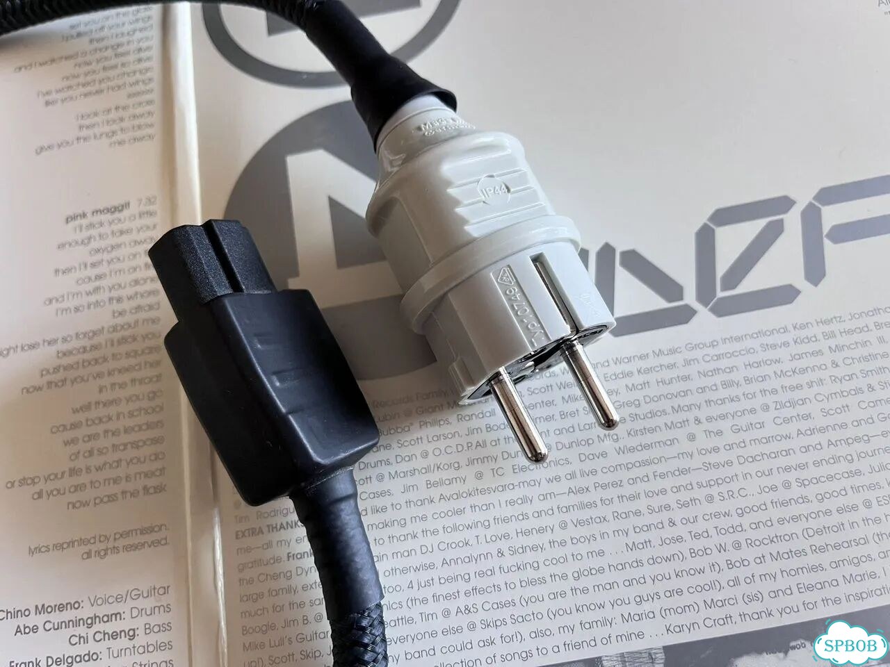 Audioquest NRG - X3 power cord фото 3