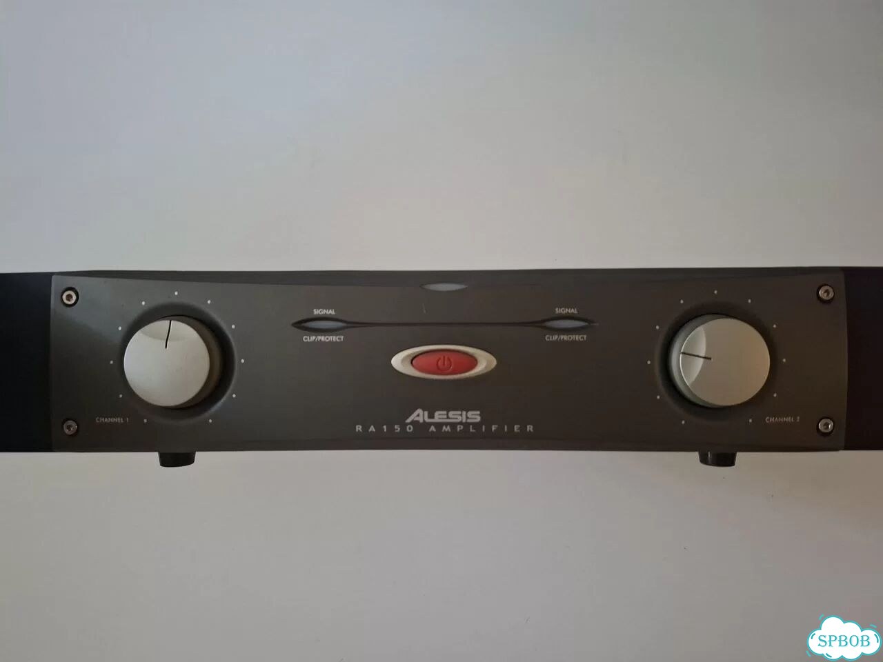 Усилитель Alesis RA150 фото 1