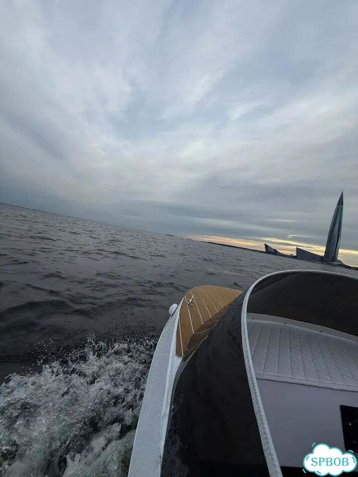 Рандеву на воде: Катер без капитана фото 7