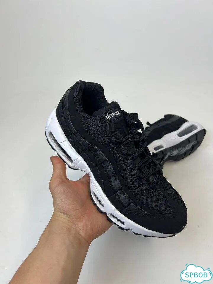 Кроссовки Nike Air Max 95 черные фото 1