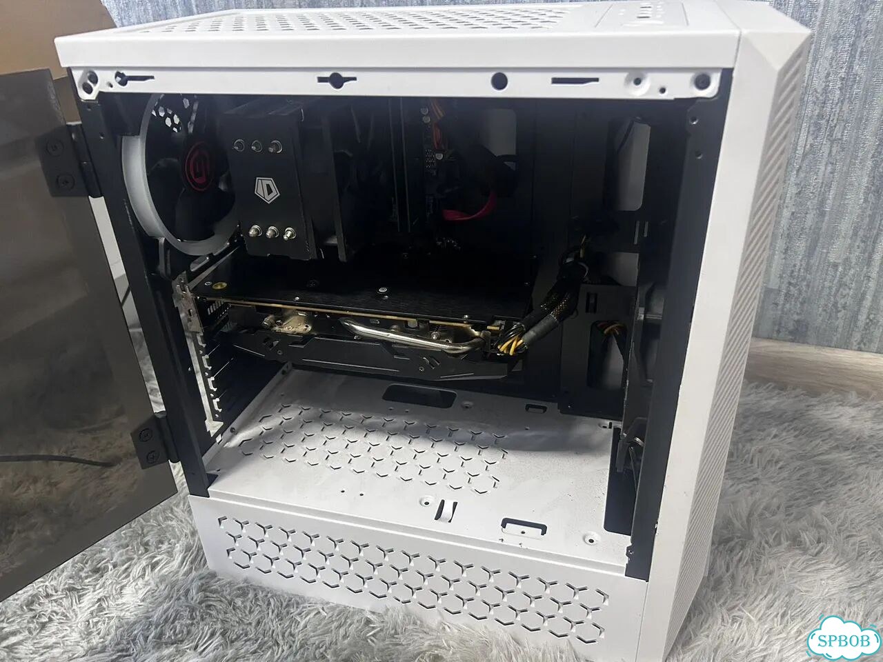 Игровой компьютер(i5 6600 + rx580) с монитором фото 3
