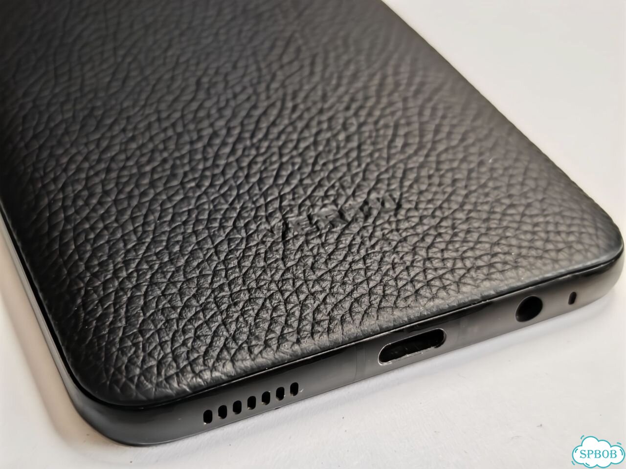 Vertu iVertu 5G Agate Black Lizard, 12/512 ГБ, 2 SIM фото 6