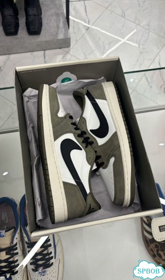 Nike Air Jordan 1 Retro Low OG “Medium Olive” фото 1
