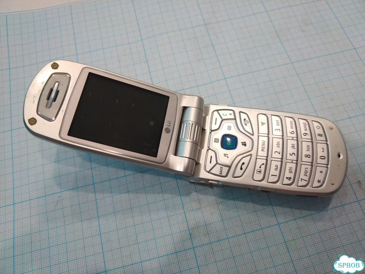 LG U8550 фото 2